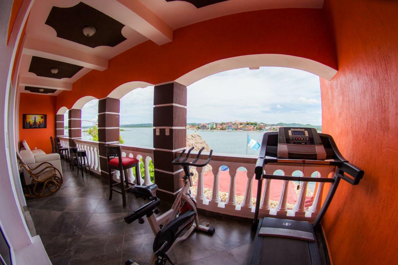Hostal Casa De Grethel Flores Bagian luar foto